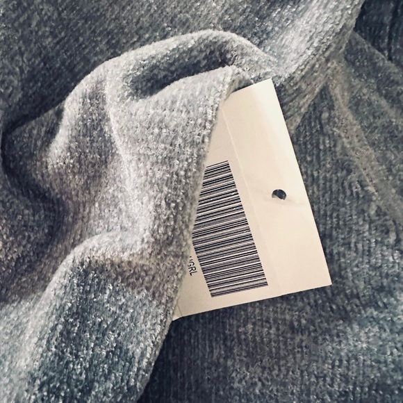 WYNNELAYERS Tank Bluey Grey Soft Poly Chenille Scoop Neck Layering NWT Sz L - Picture 3 of 9